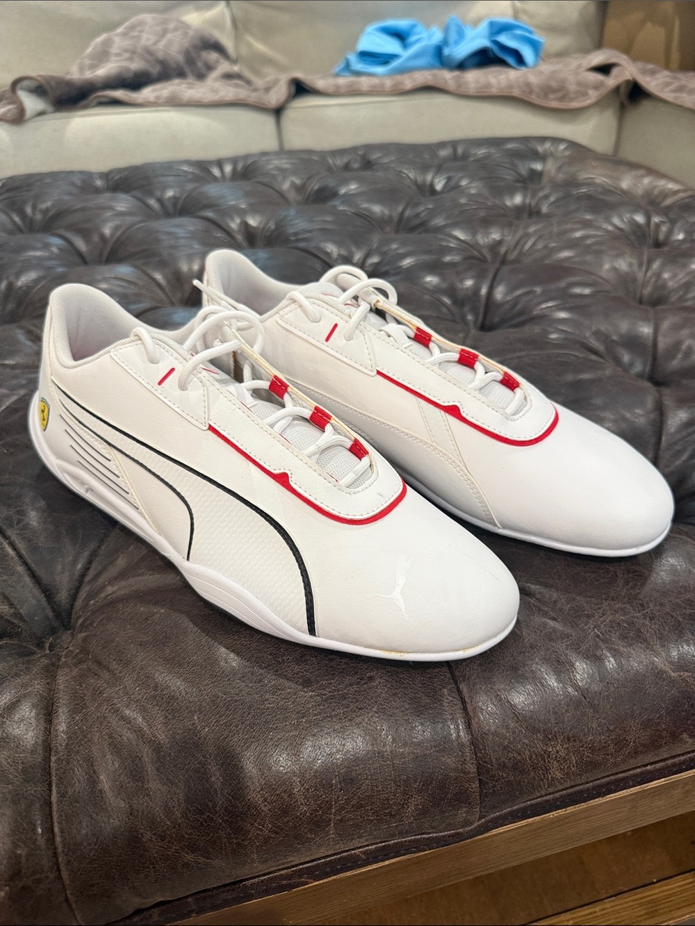 Brand New Ferrari Puma Men’s White Sneakers with Red and Black Accents sz 11